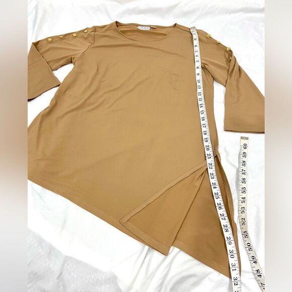 Joan Rivers 3/4 sleeve asymmetrical hem gold button sleeve luxe knit top… - Picture 8 of 9